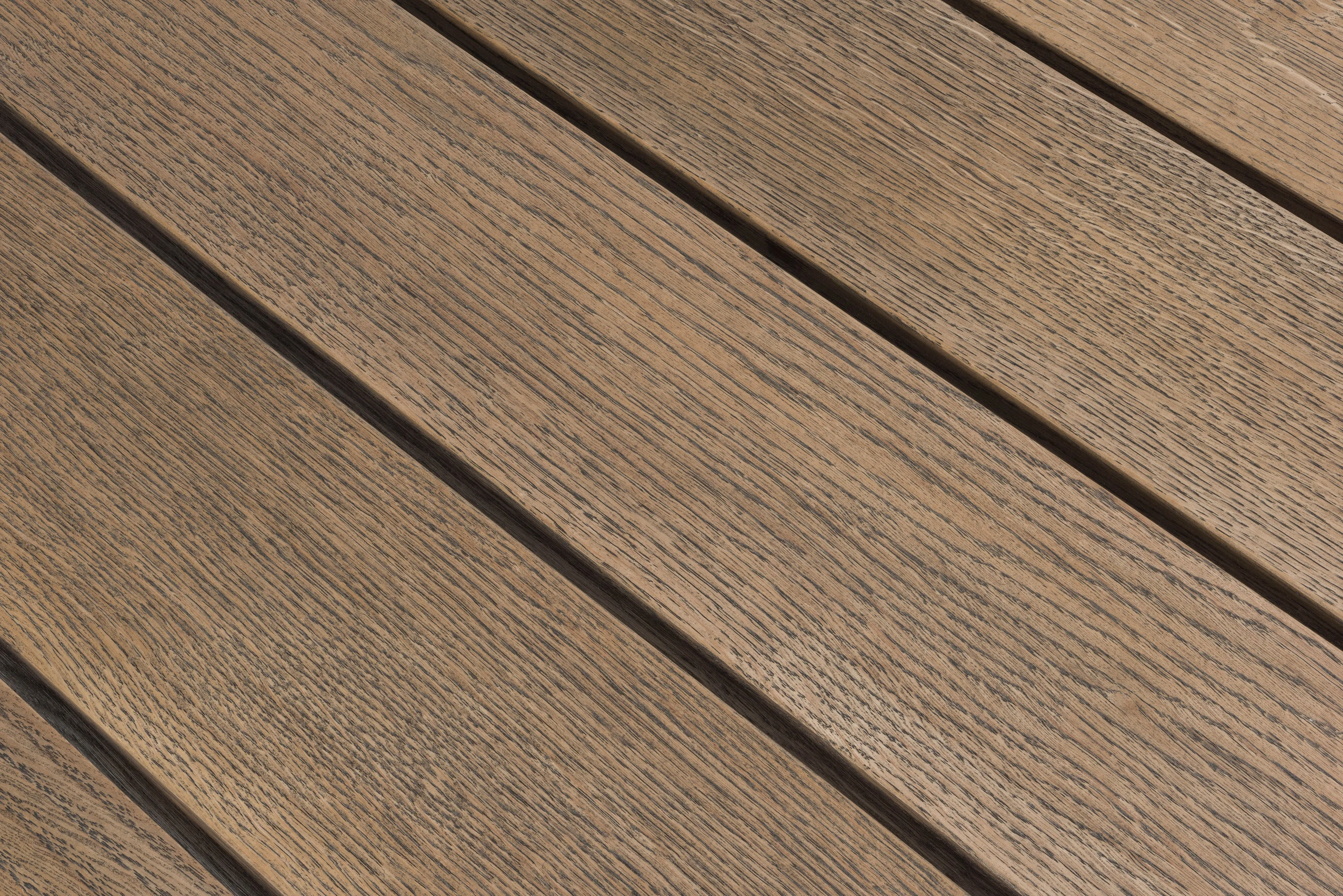 98.6°F OUTDOOR DINING TABLE