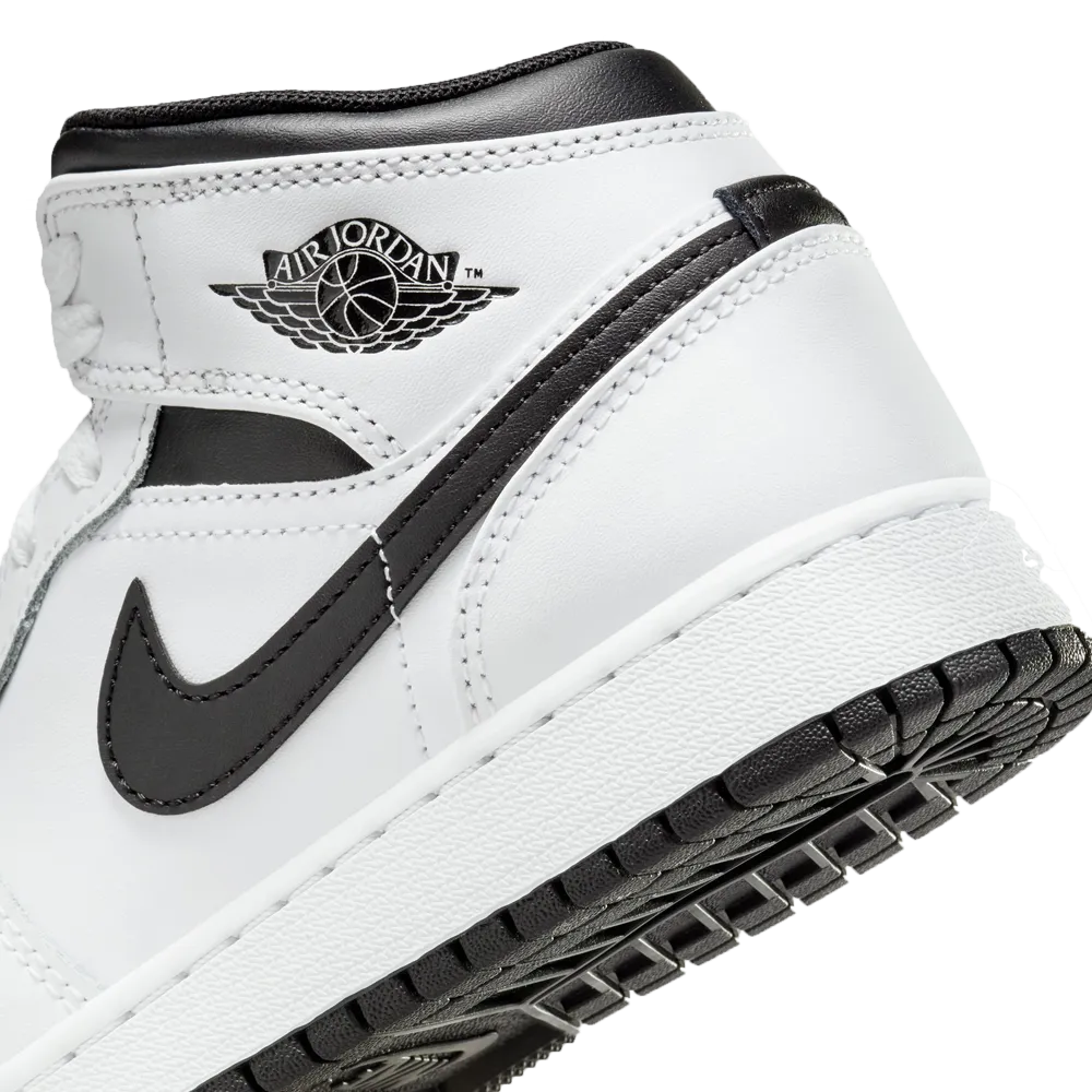 Air Jordan 1 Mid Big Kids' Shoes