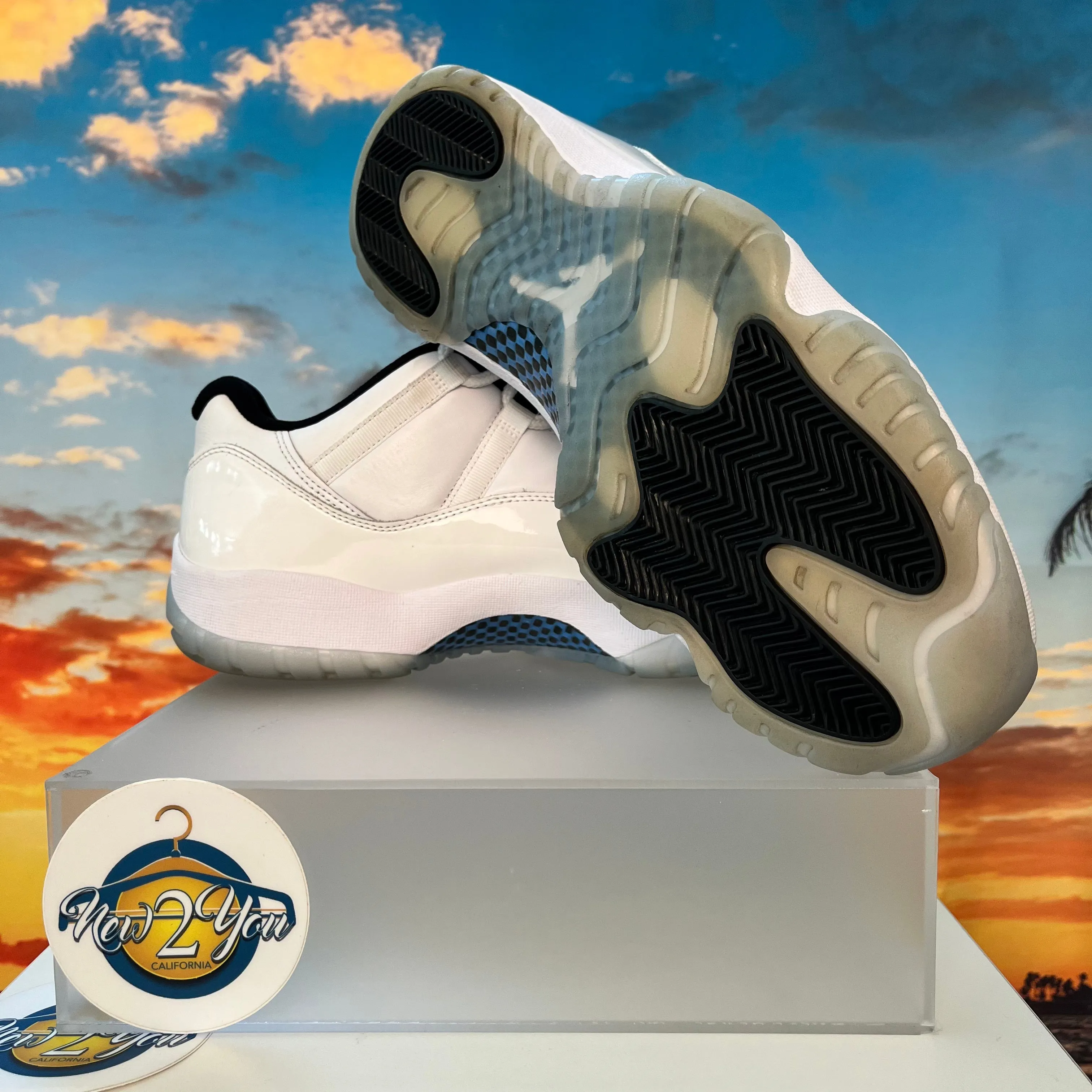 Air Jordan 11 Low Retro 'Legend Blue'