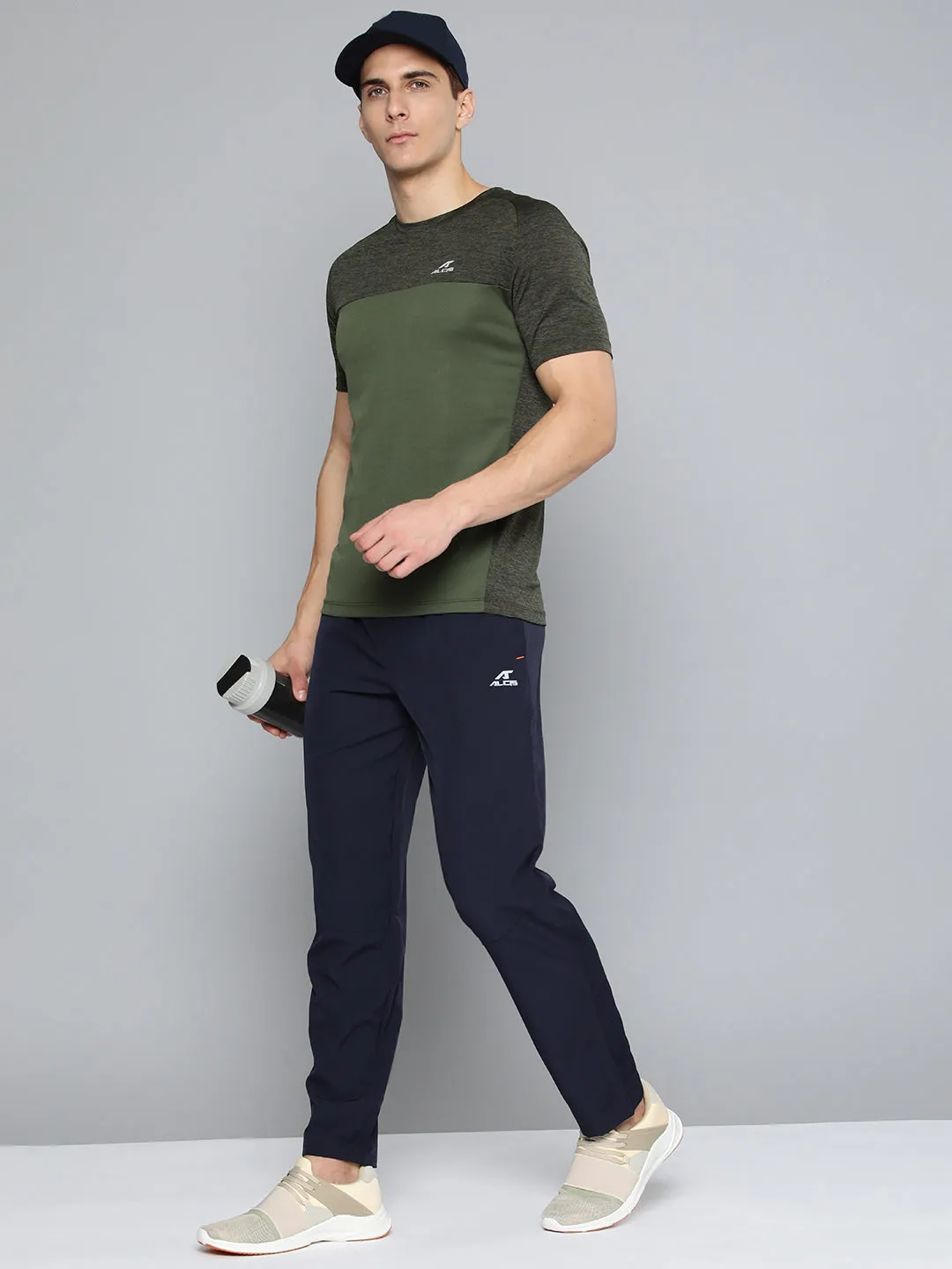 Alcis Men Olive Green Slim Fit Running T-shirt