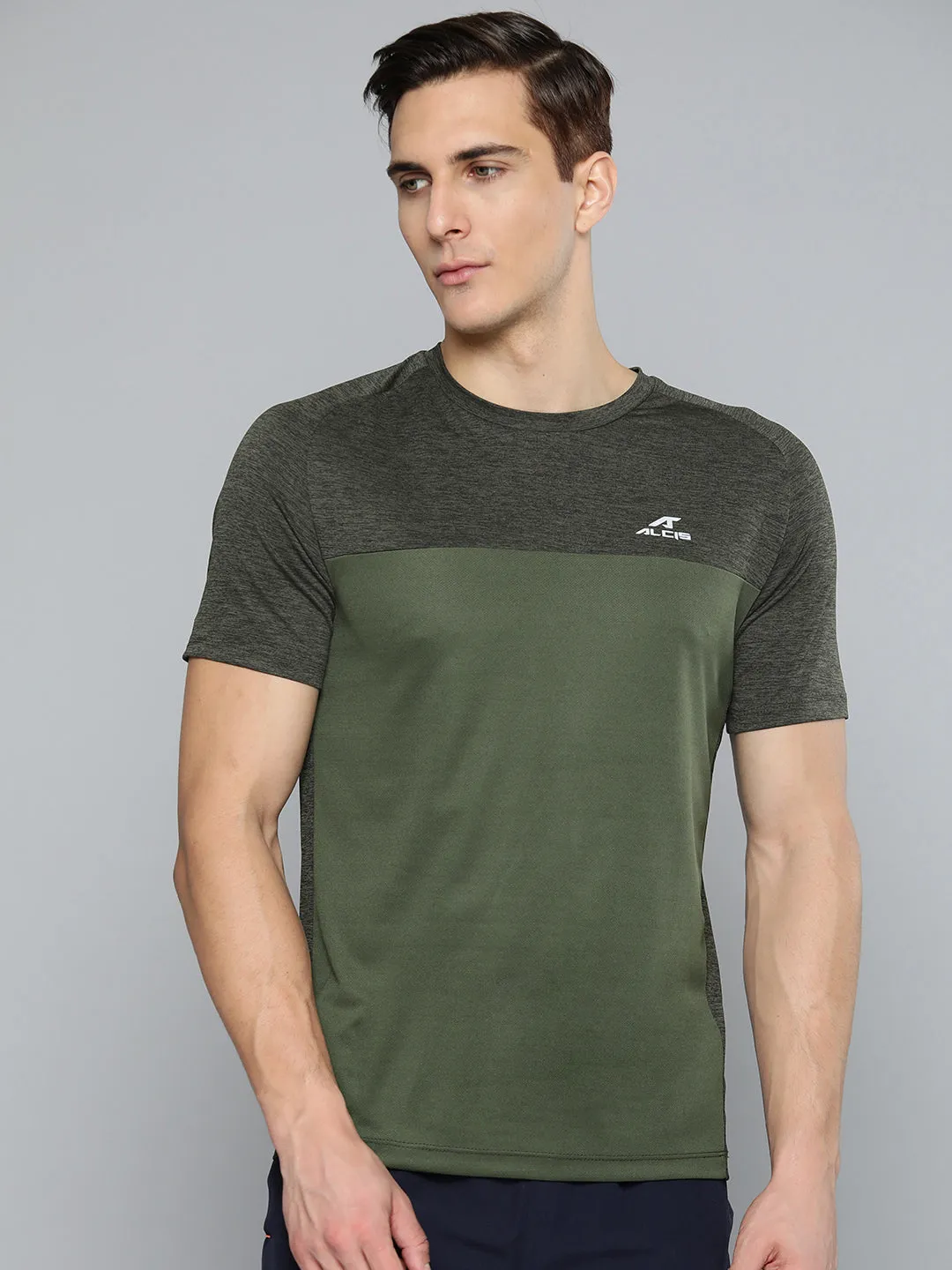 Alcis Men Olive Green Slim Fit Running T-shirt