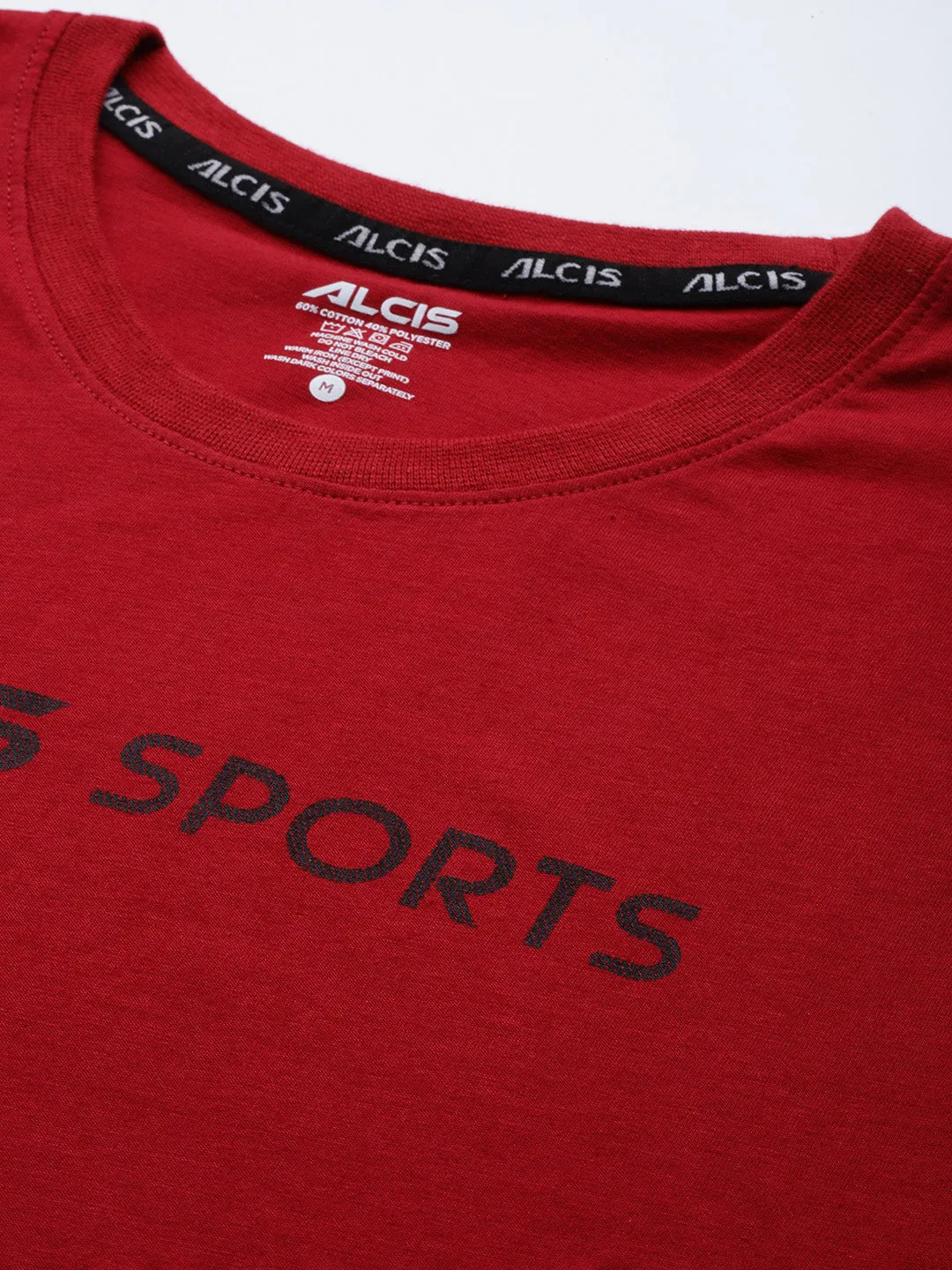 Alcis Men Typography Printed Slim Fit Sports T-shirt