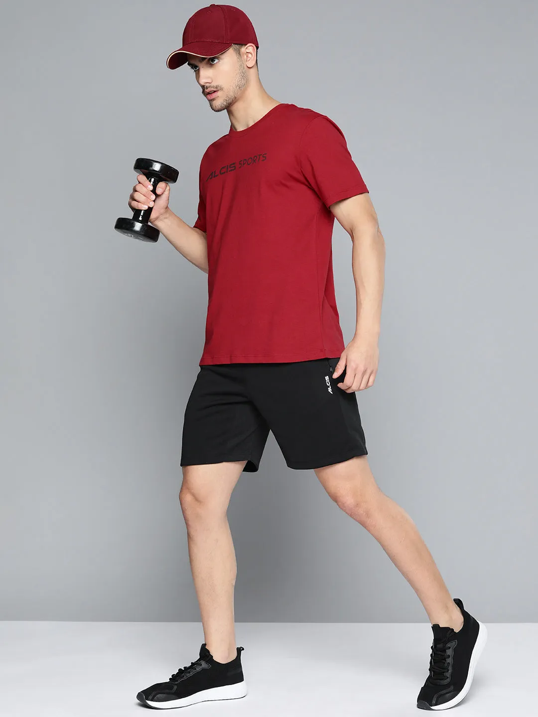 Alcis Men Typography Printed Slim Fit Sports T-shirt