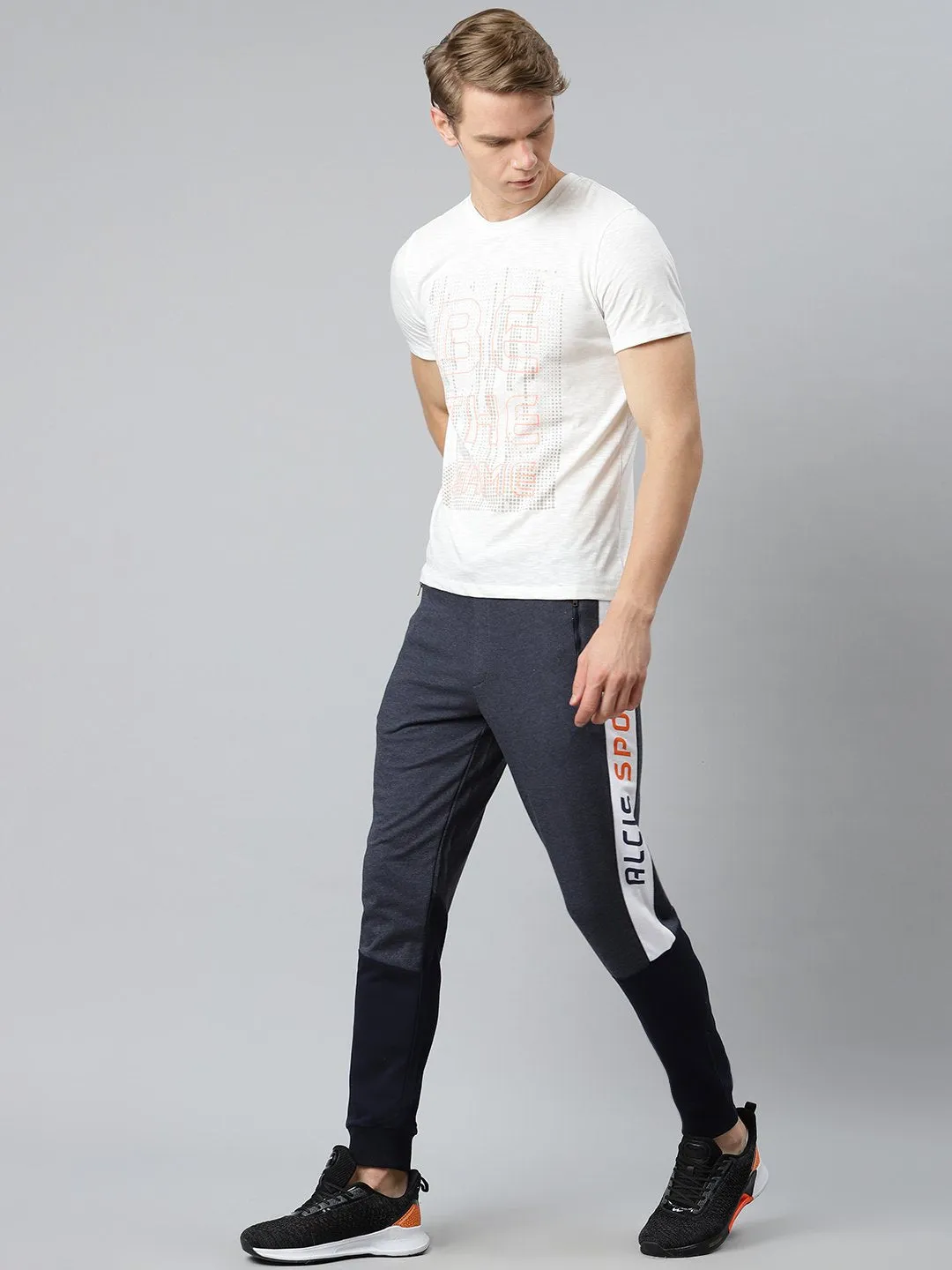 Alcis Men White Peach-Coloured Typography Printed T-shirt