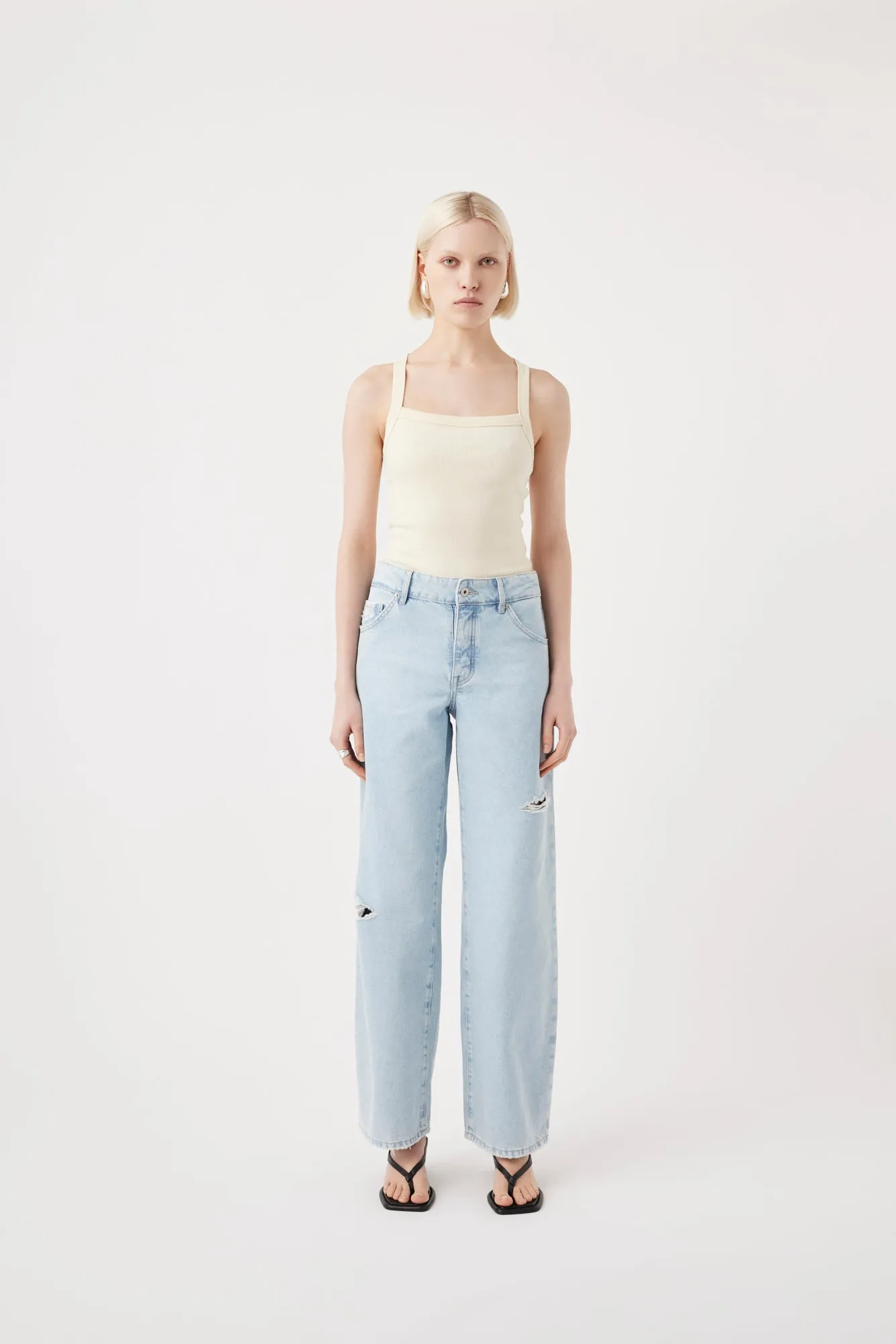 Avril Mid Slouchy Wide Jean Serenity