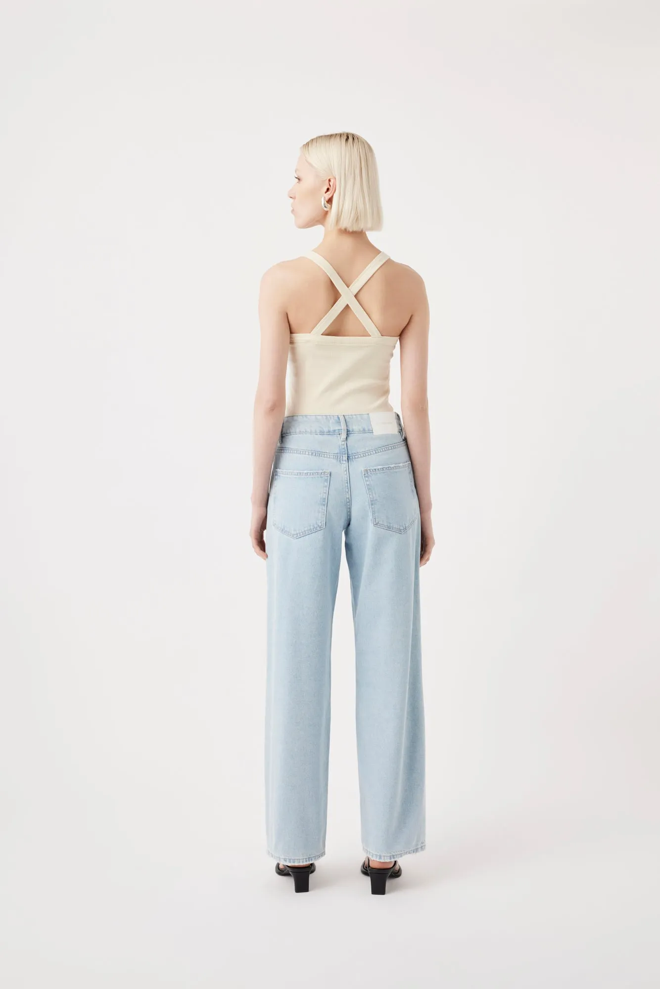 Avril Mid Slouchy Wide Jean Serenity