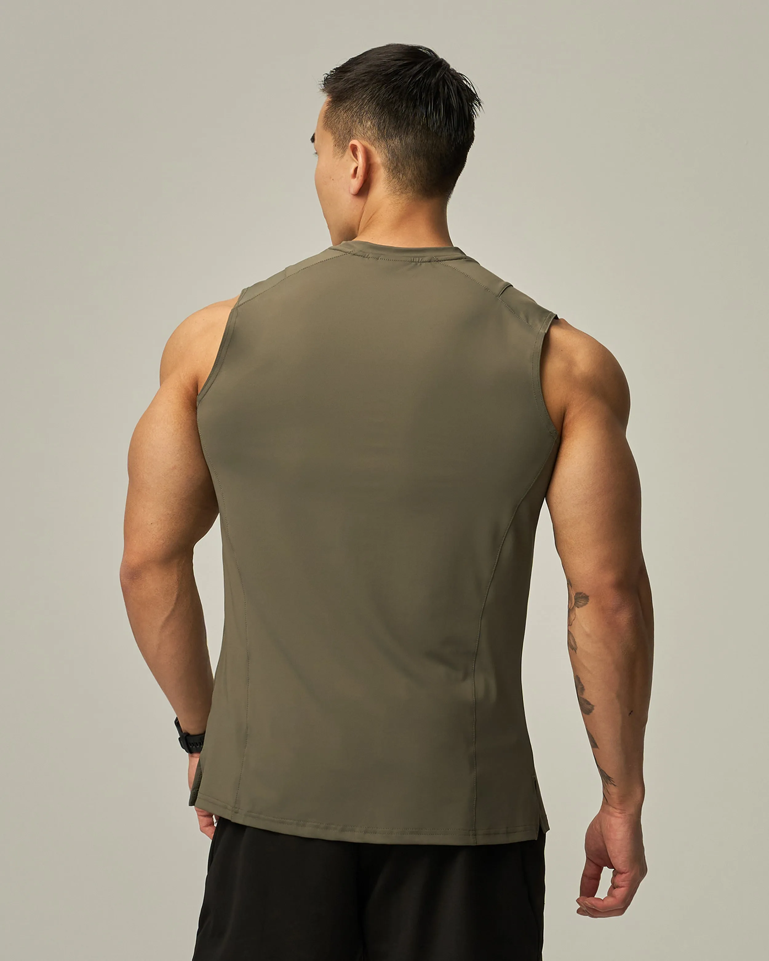 Badge Train Wide Tank Top