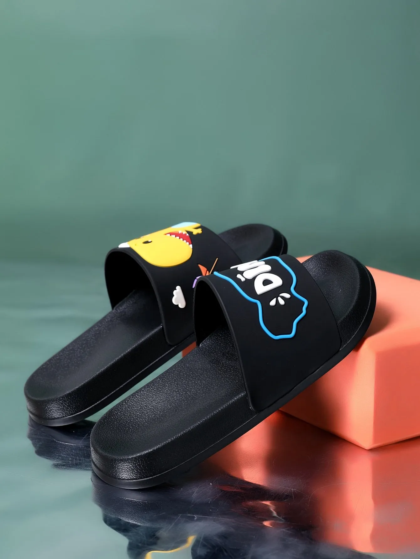 Boys Dinosaur & Letter Graphic Slippers- FDs