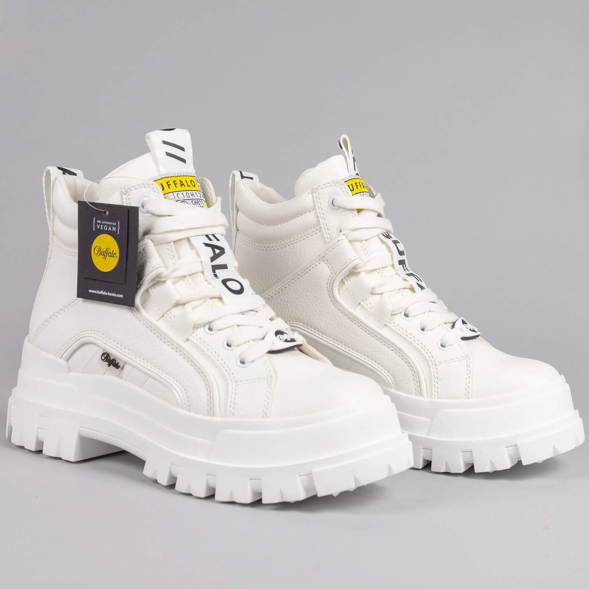 BUFFALO ASPHA NC MID WHITE