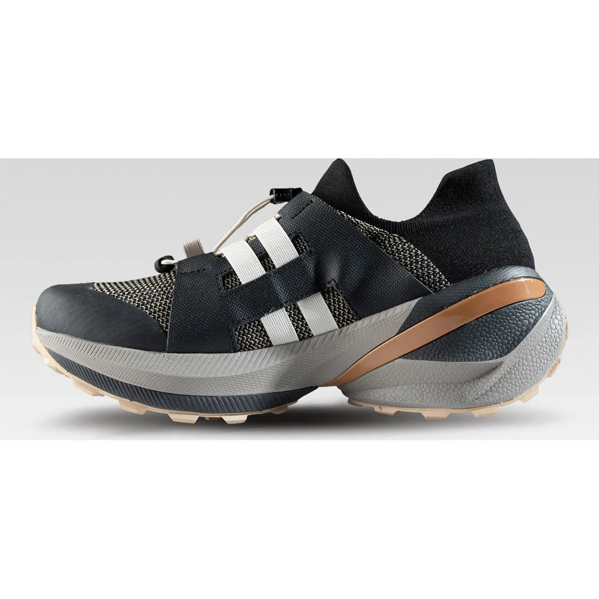 Calzado Trail Running Hombre Uy M Pathway Mid Shoes Brw Sol Uyn Gris