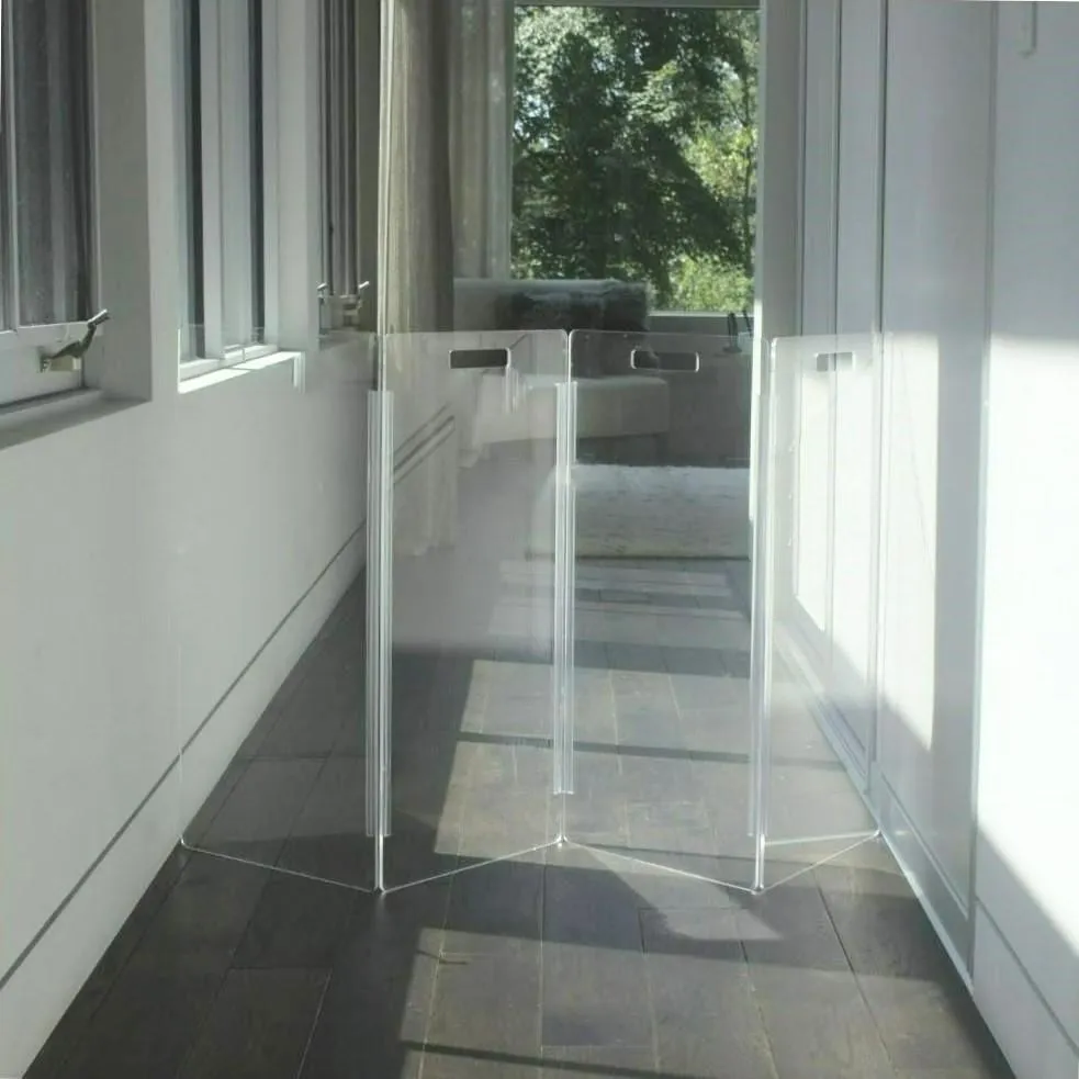 Clear Zig Zag Pet Gate