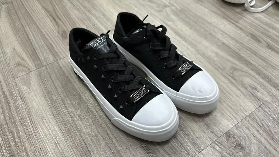CULT D123 Placebo 3641 size 37 fits like 38