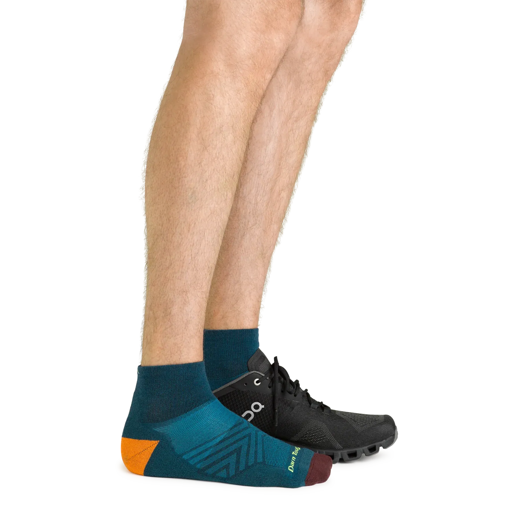 Darn Tough Men's Run Quarter Ultra-Lightweight Running Sock