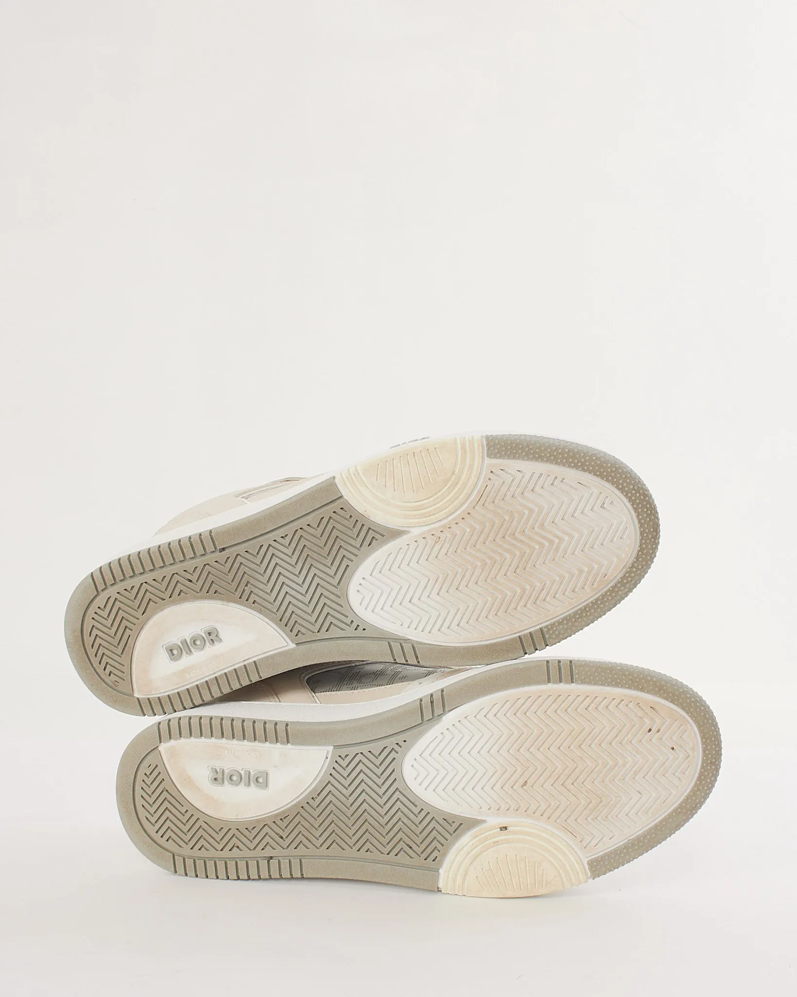 Dior White and Grey Smooth Calfskin Leather Low Top B27 Sneakers - 40