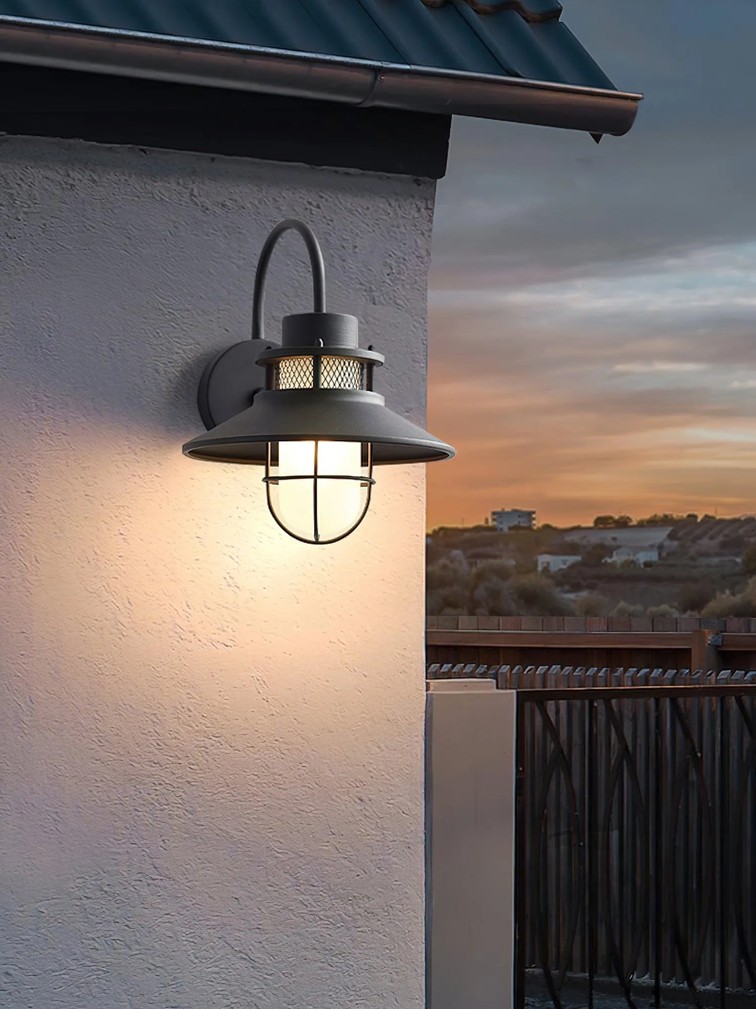 Felix Outdoor Wall Light – Industrial-Style Weatherproof LED Lantern (IP65)