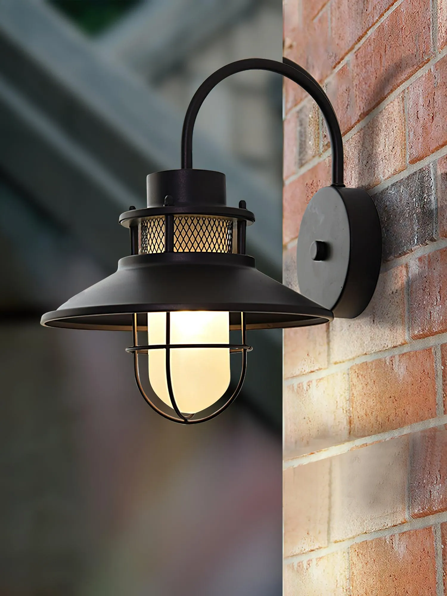 Felix Outdoor Wall Light – Industrial-Style Weatherproof LED Lantern (IP65)