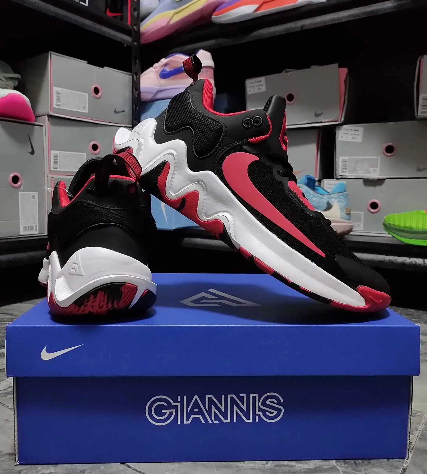 Giannis Immortality Version2 "Black Red"
