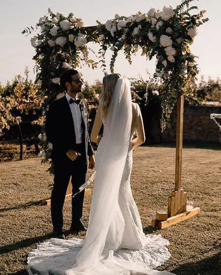 Gorgeous Ivory Lace V-neck Mermaid Country Wedding Dresses | Bridal Gowns, SW274