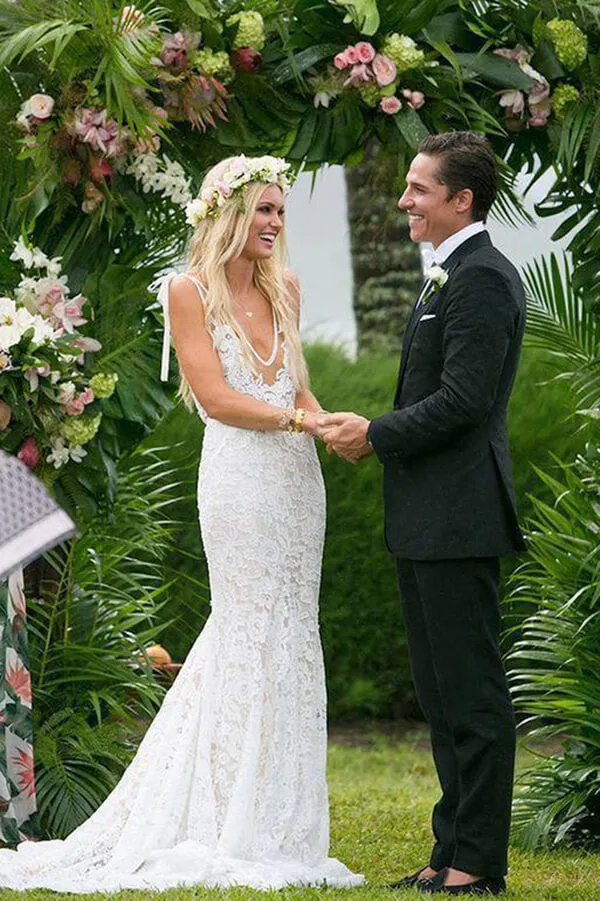 Gorgeous Ivory Lace V-neck Mermaid Country Wedding Dresses | Bridal Gowns, SW274