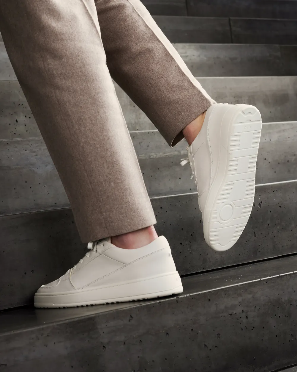 LT 03 Premium Nappa White