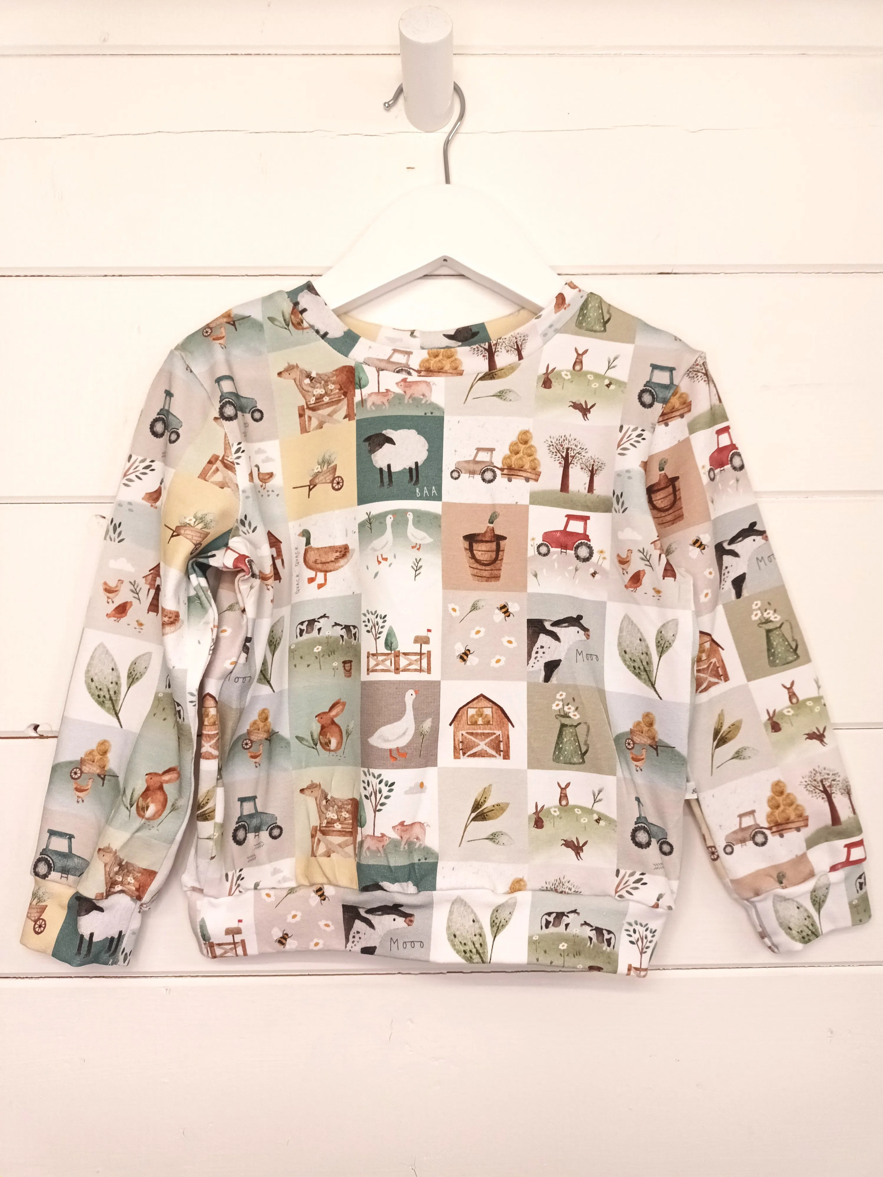Meadow Farm Long Sleeve Top