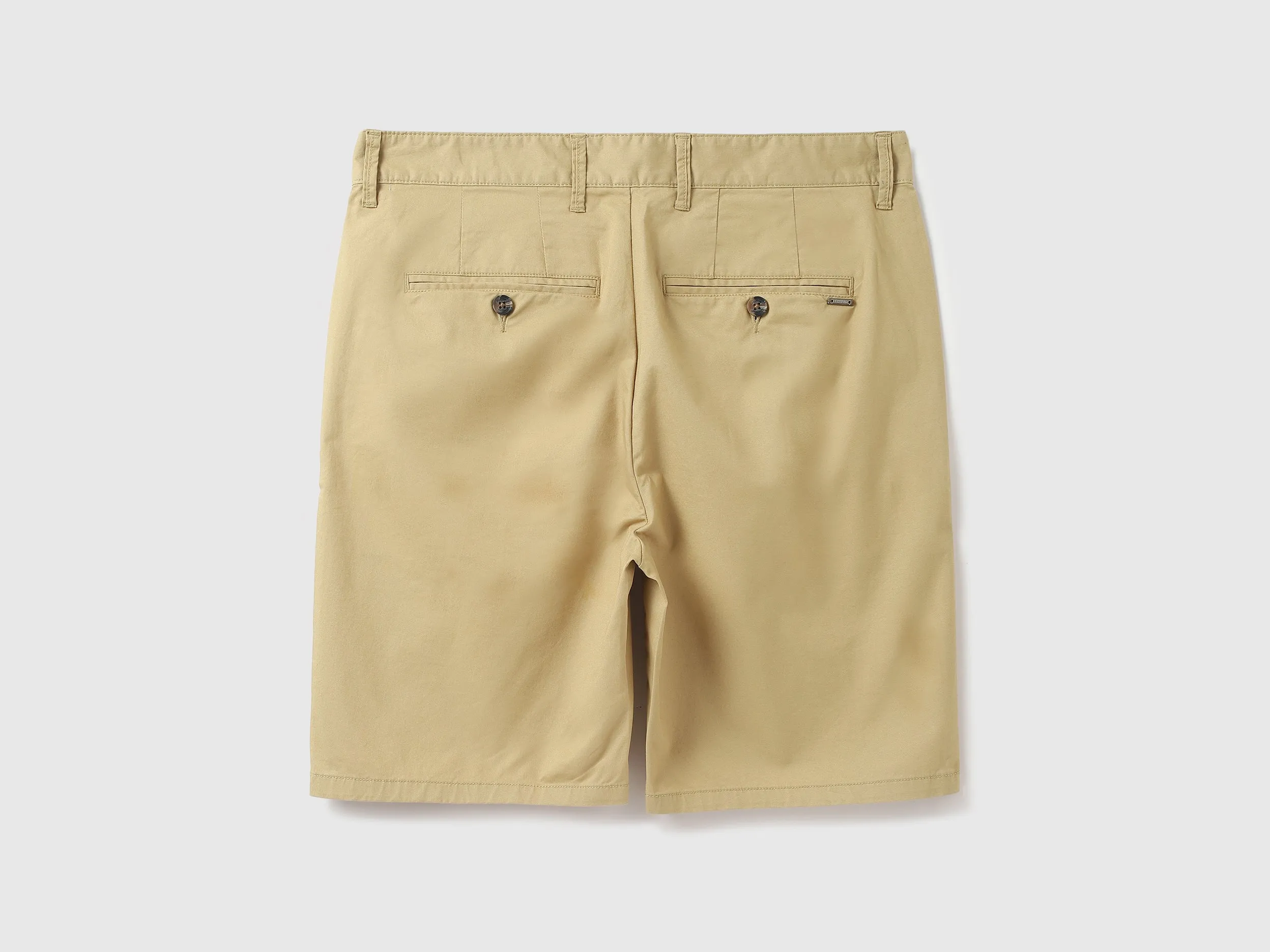 Men Solid Slim Fit Shorts