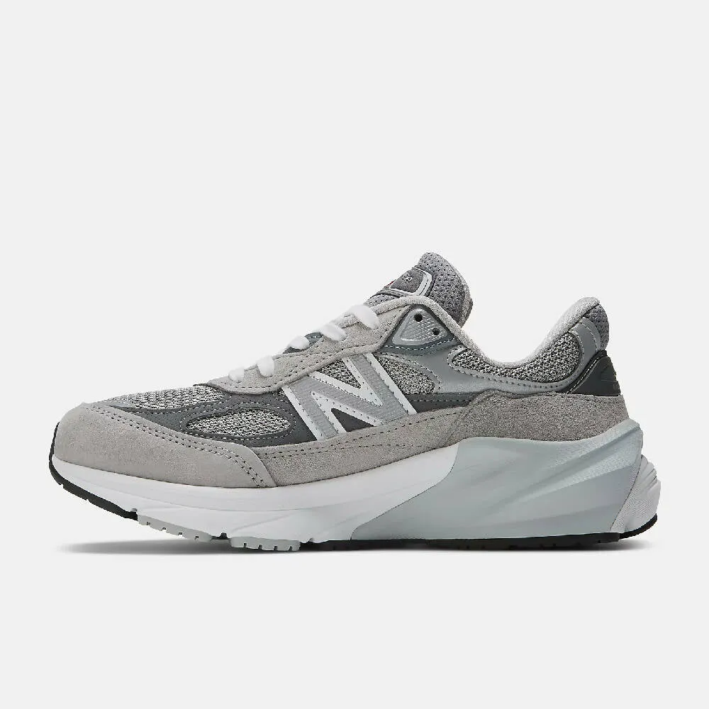 Men's Made in USA 990v6