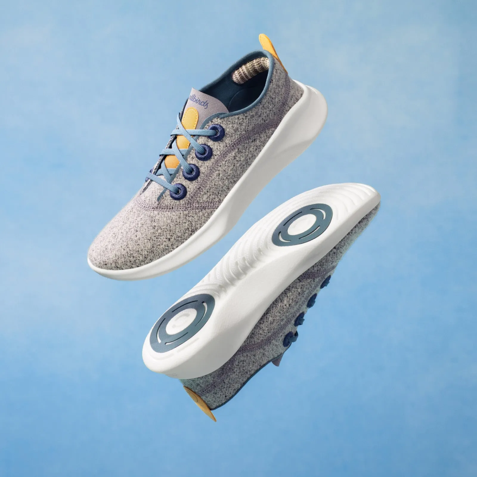 Men's SuperLight Wool Runners - Natural Black (Light Grey Sole)