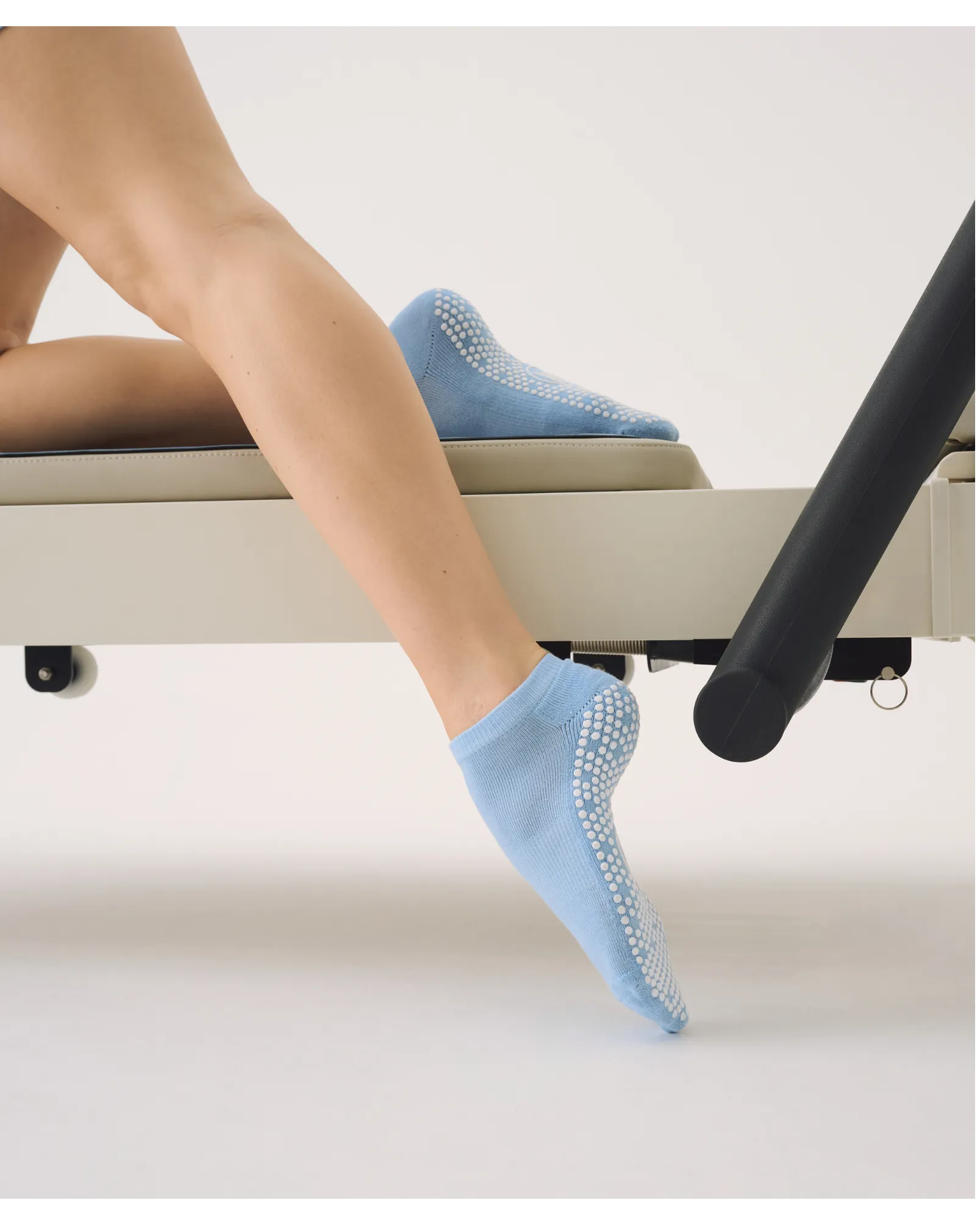 Move Active Classic Low Rise Grip Socks - Powder Blue