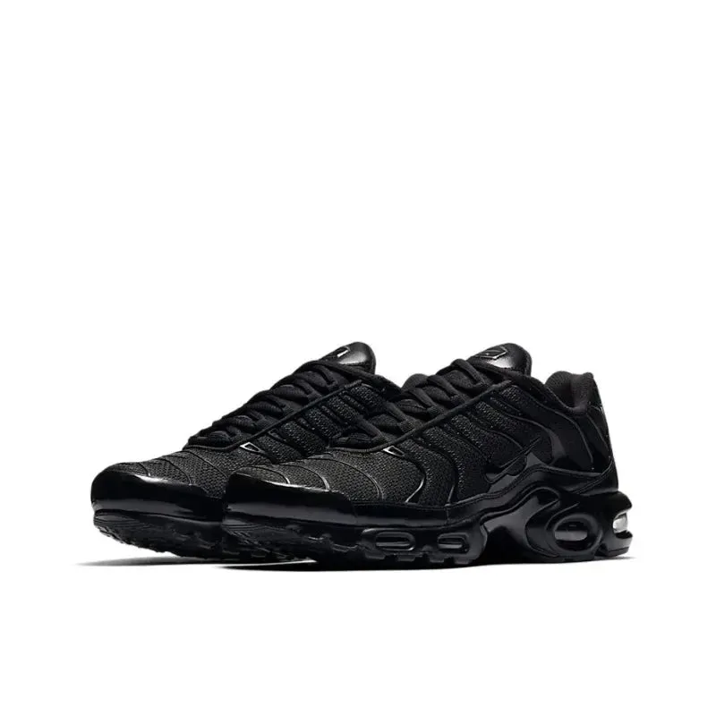 Nike Air Max Plus TN Triple Black Sneakers