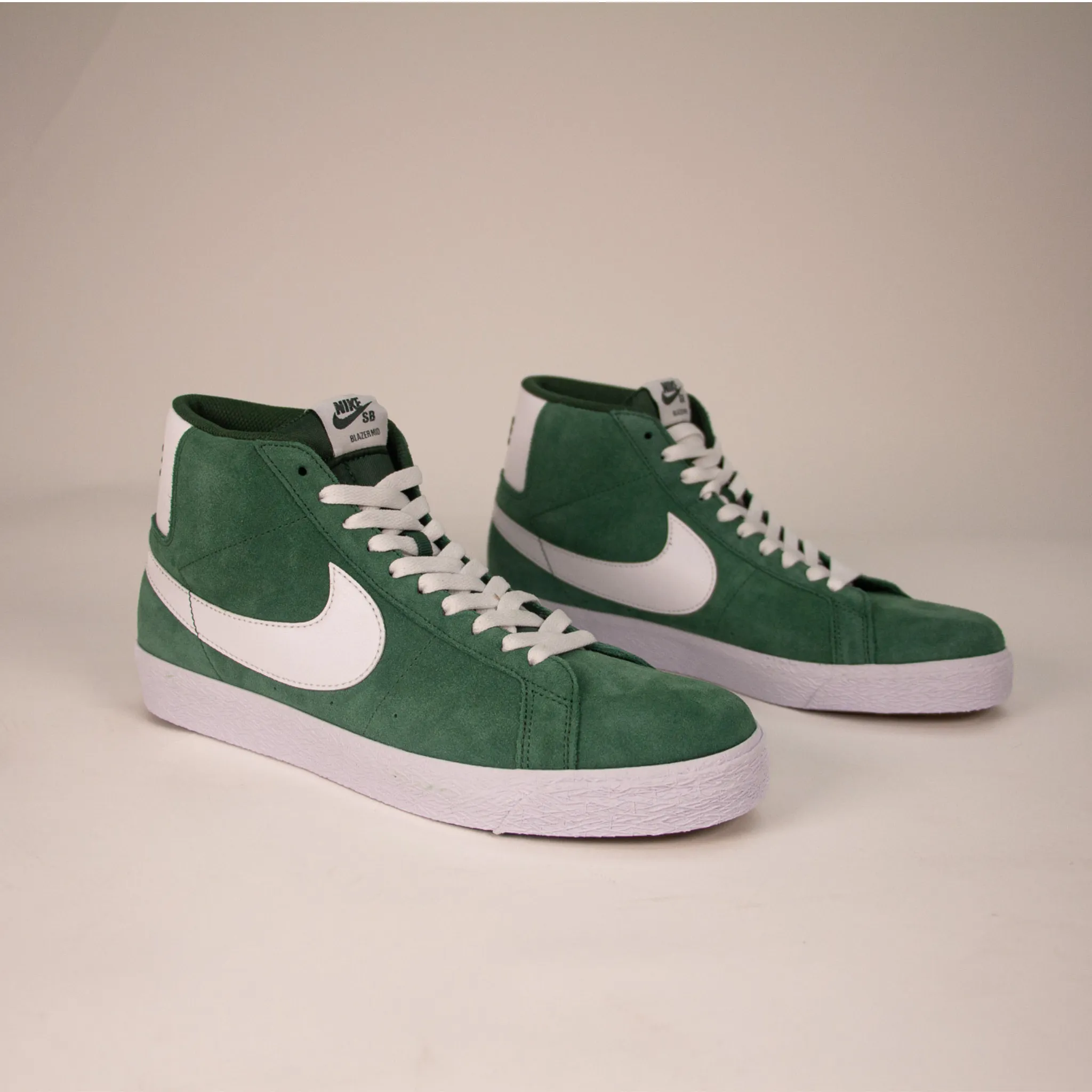 Nike SB Blazer Mid - FIR/WHITE-FIR-WHITE