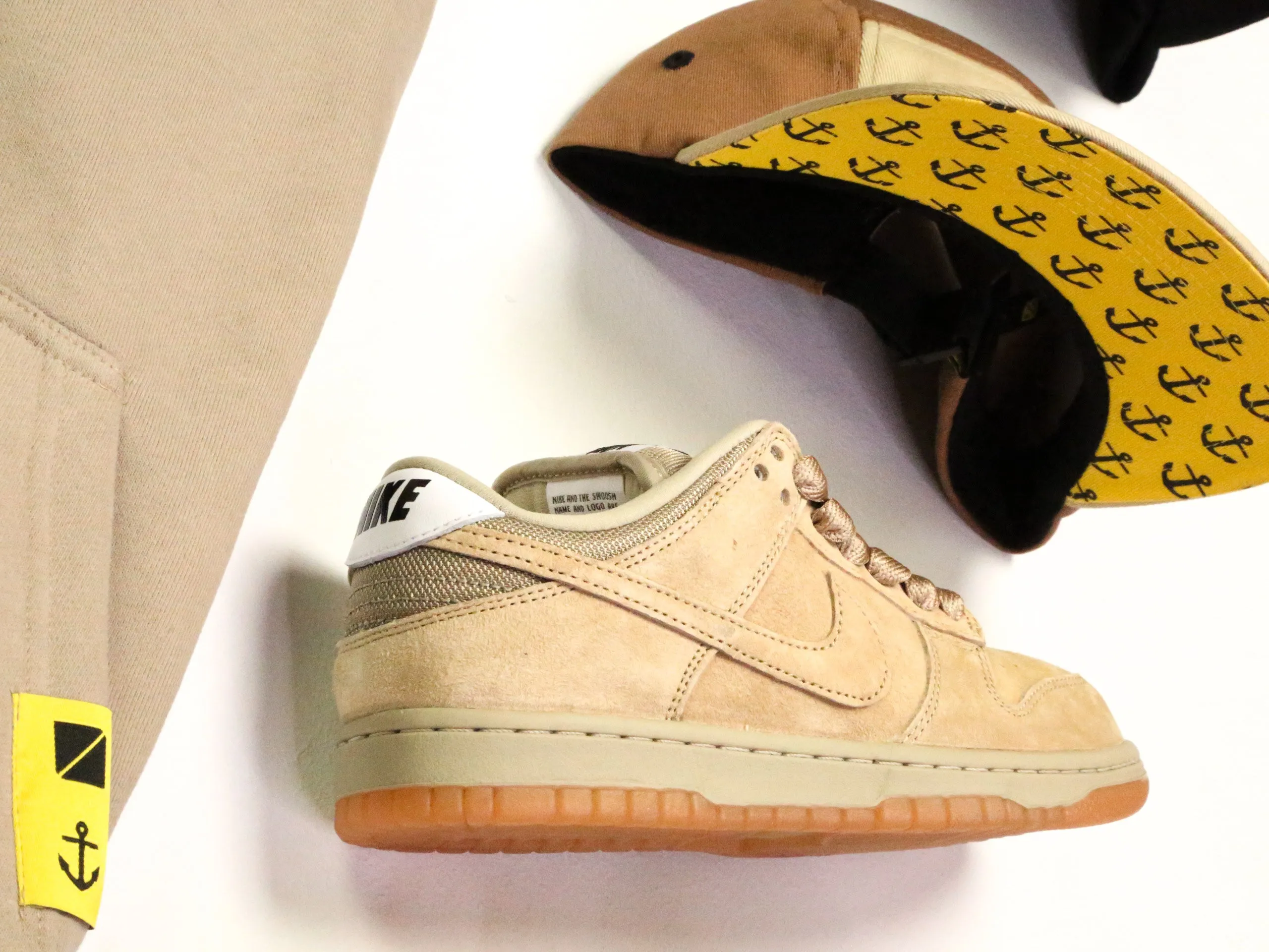 Nike SB Dunk Low Pro B - Parachute Beige