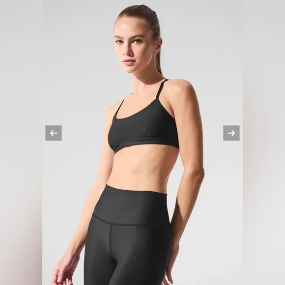 NWT ALO Yoga Airlift Intrigue Bra