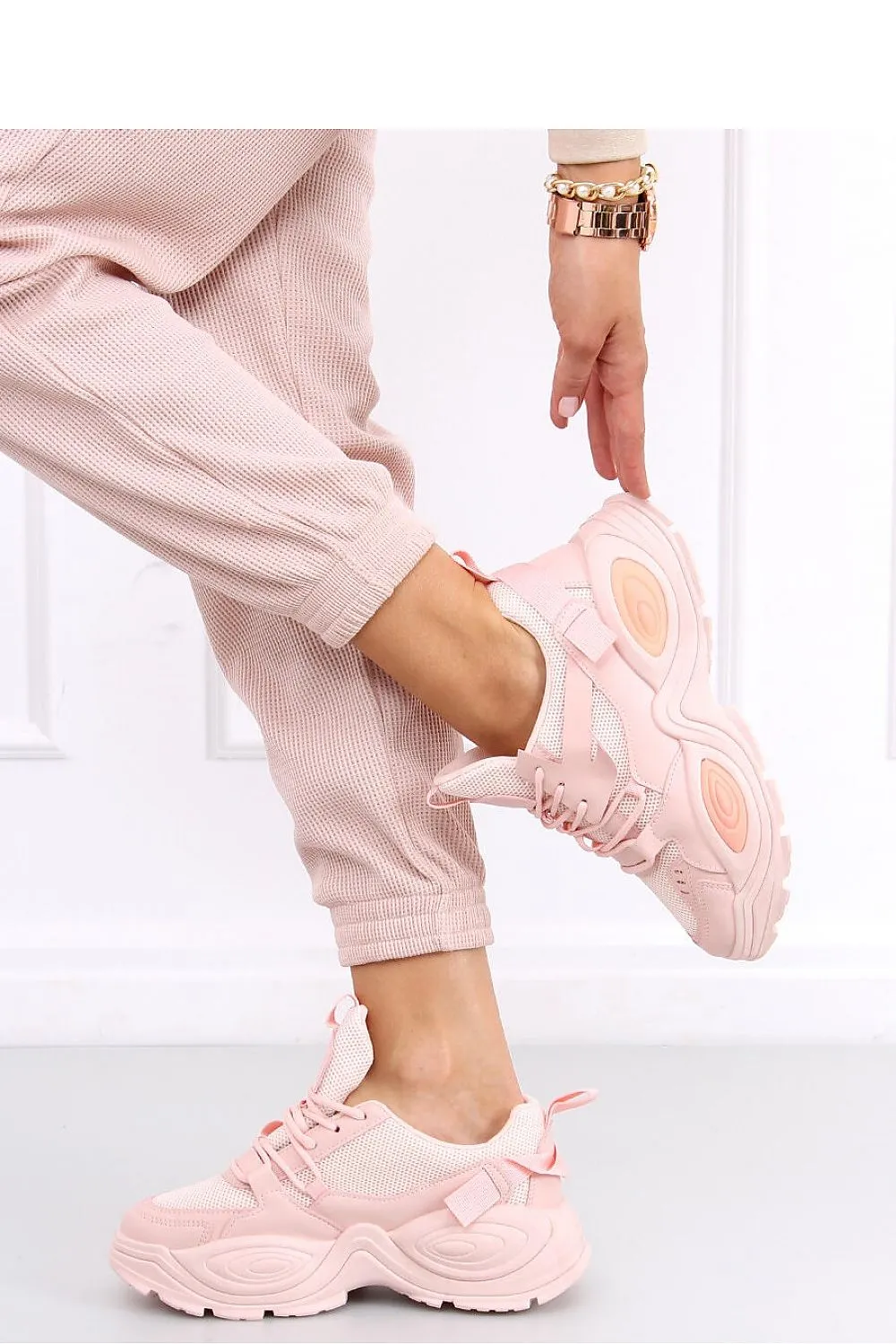 Sport Shoes Model 161394 Inello