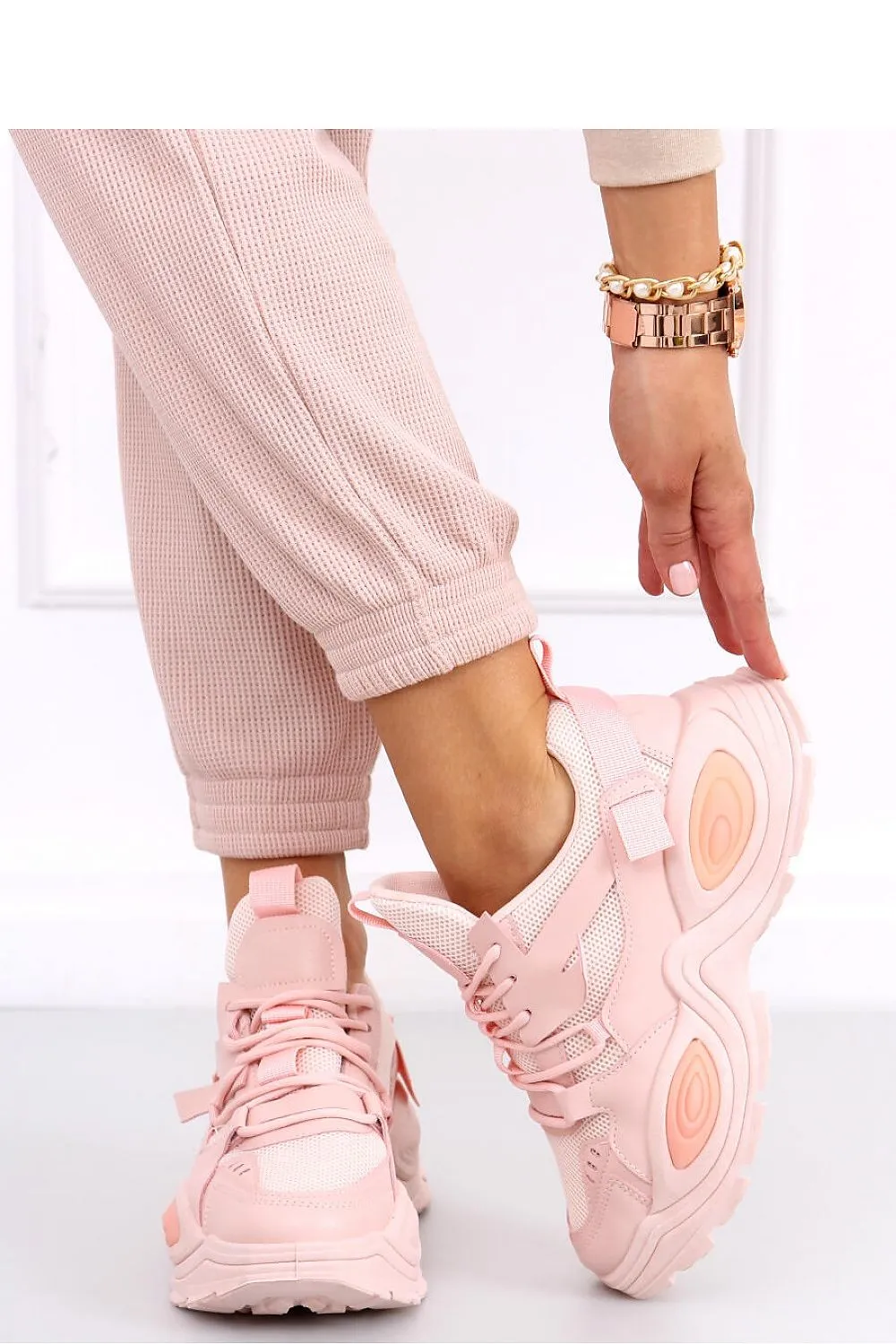 Sport Shoes Model 161394 Inello
