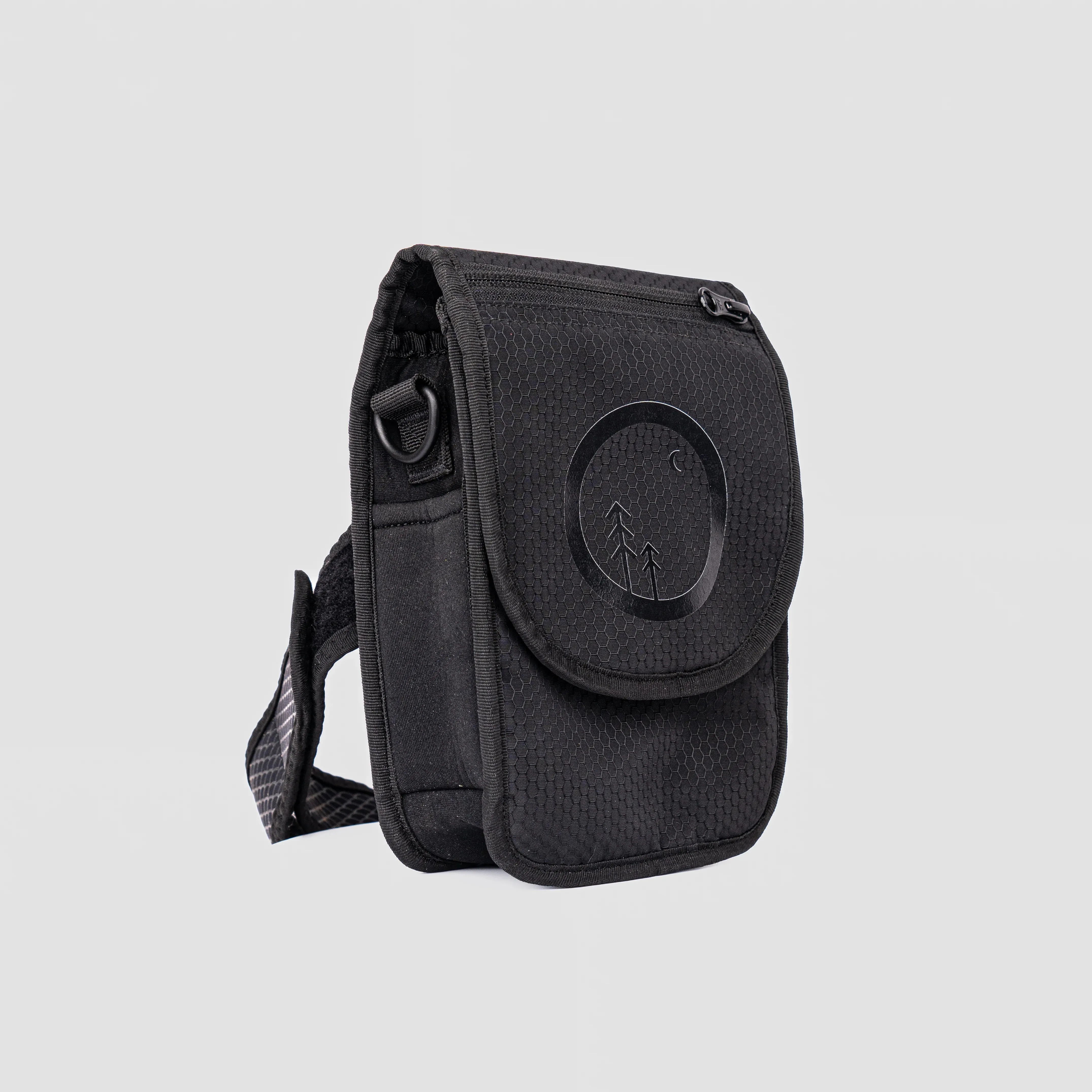 THE OUTDOOR HOLSTER