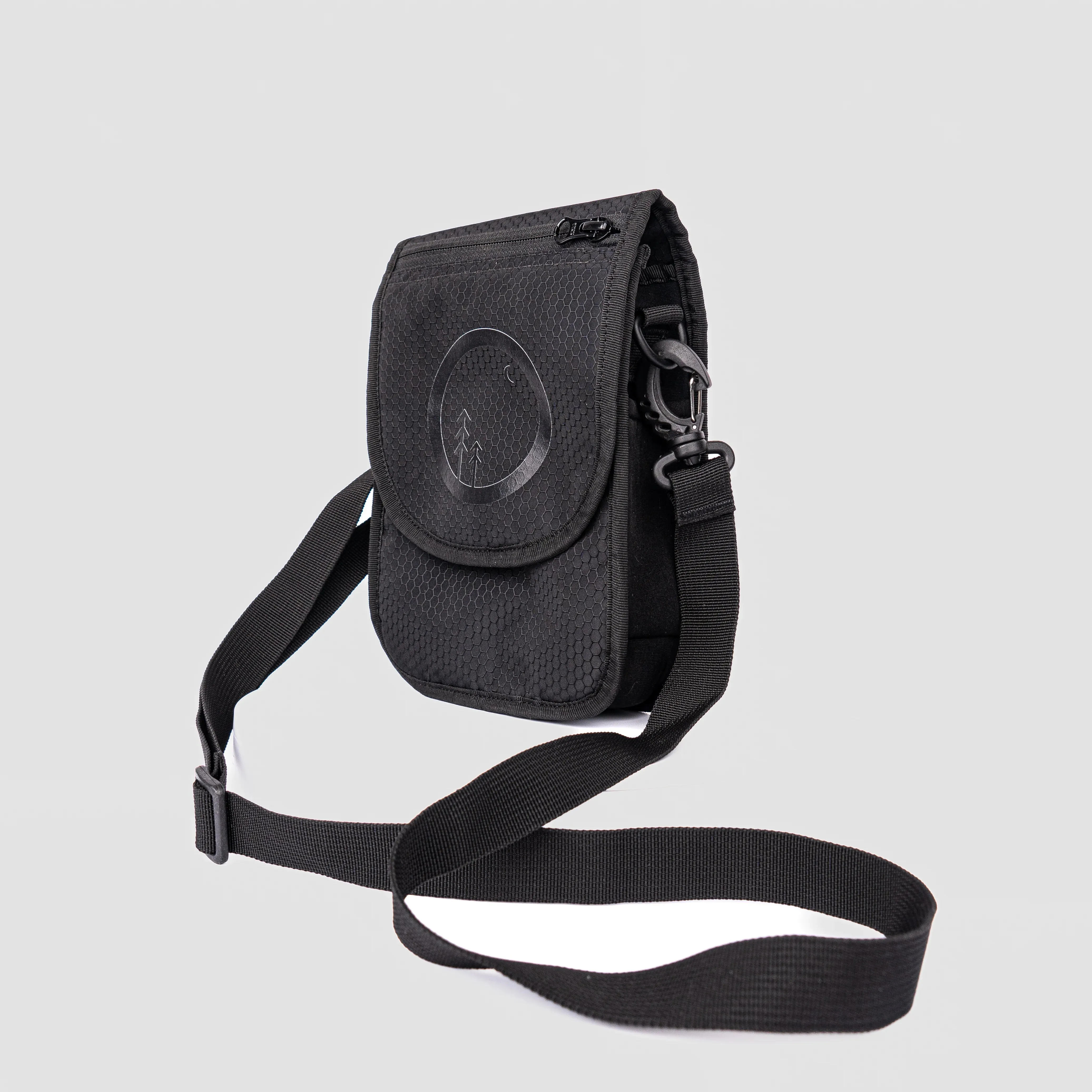THE OUTDOOR HOLSTER