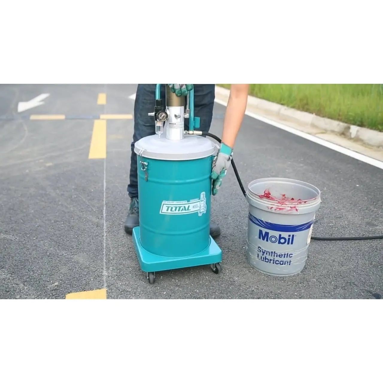 Total Air Grease Lubricator - THT118302