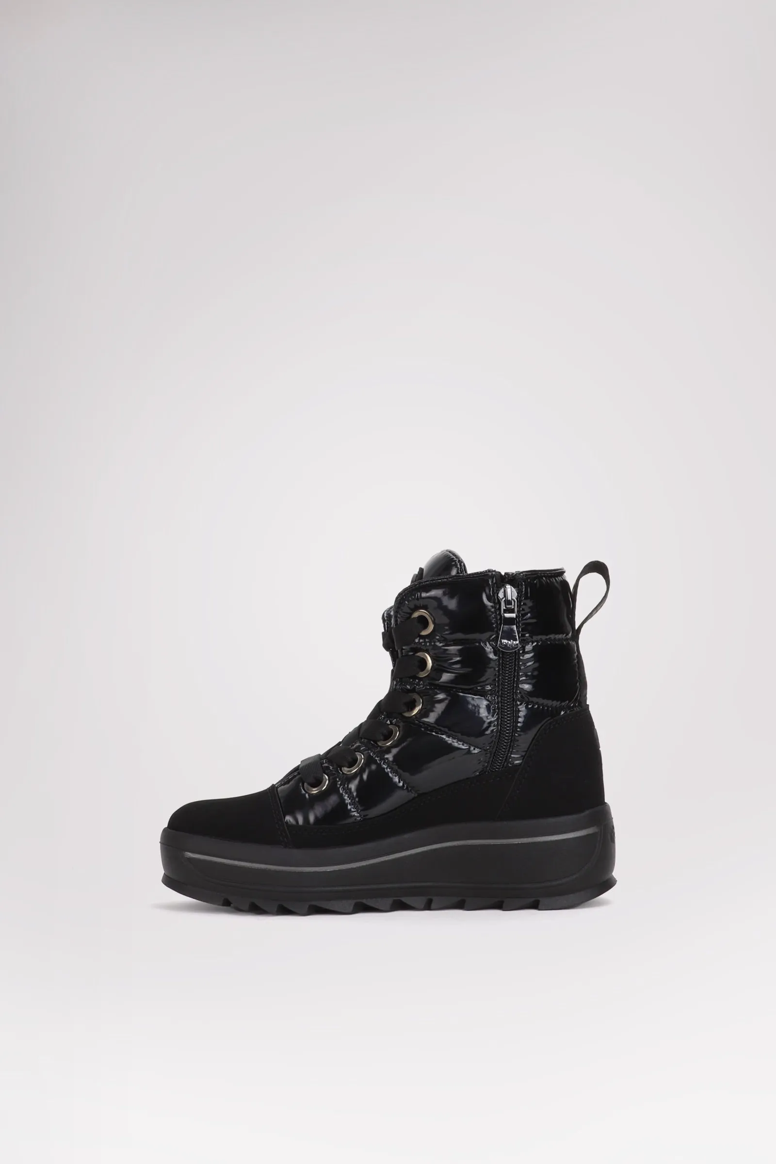 Tyra Women's Lace Up Boot