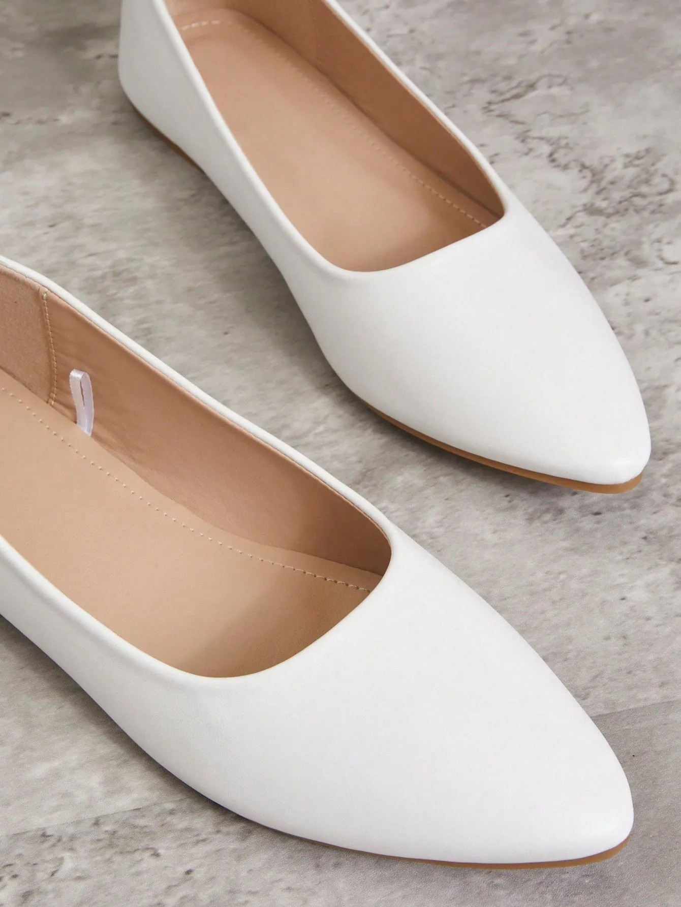 Wide Feet Pointy Toe Ballerina Shoes