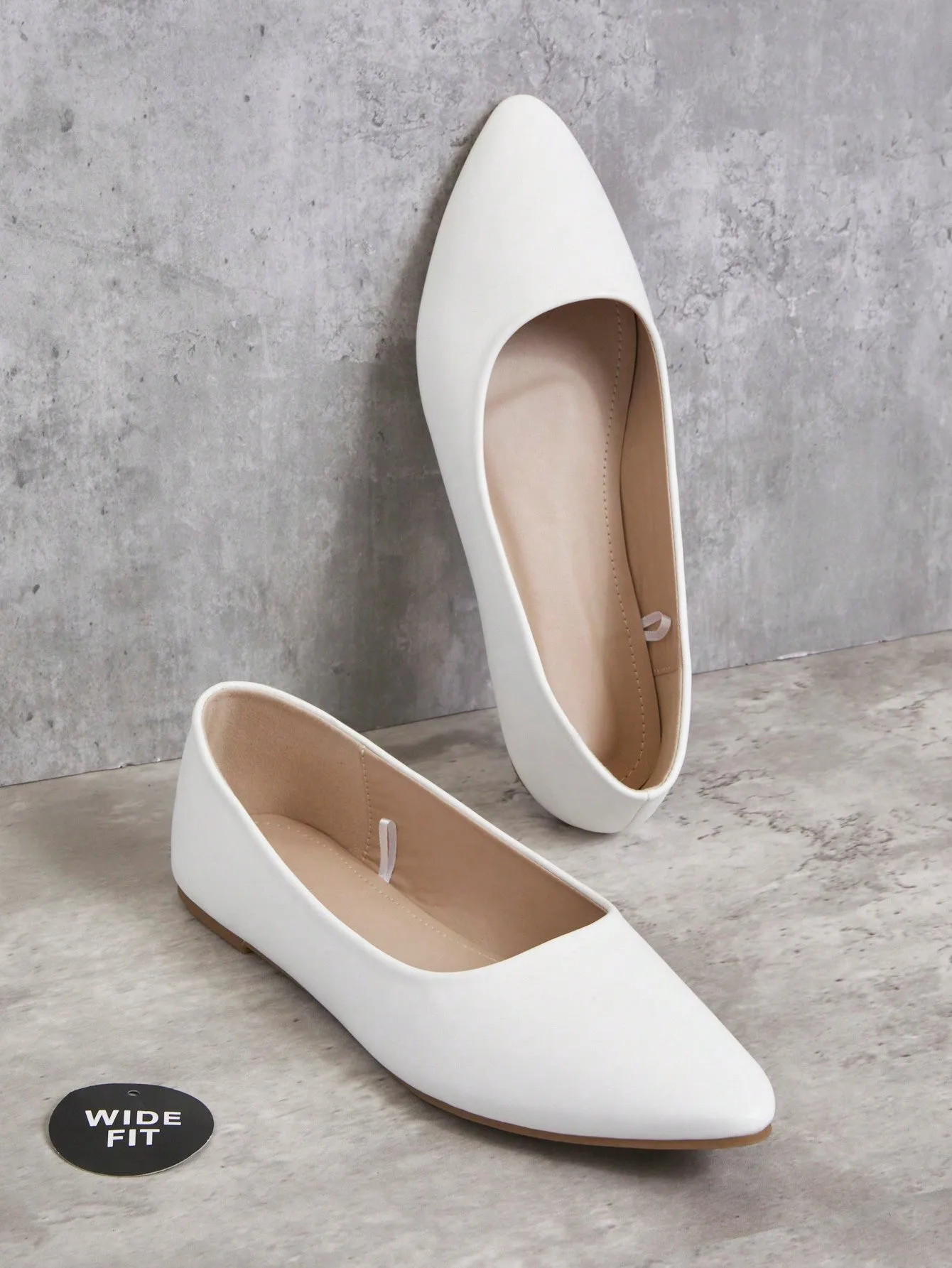 Wide Feet Pointy Toe Ballerina Shoes